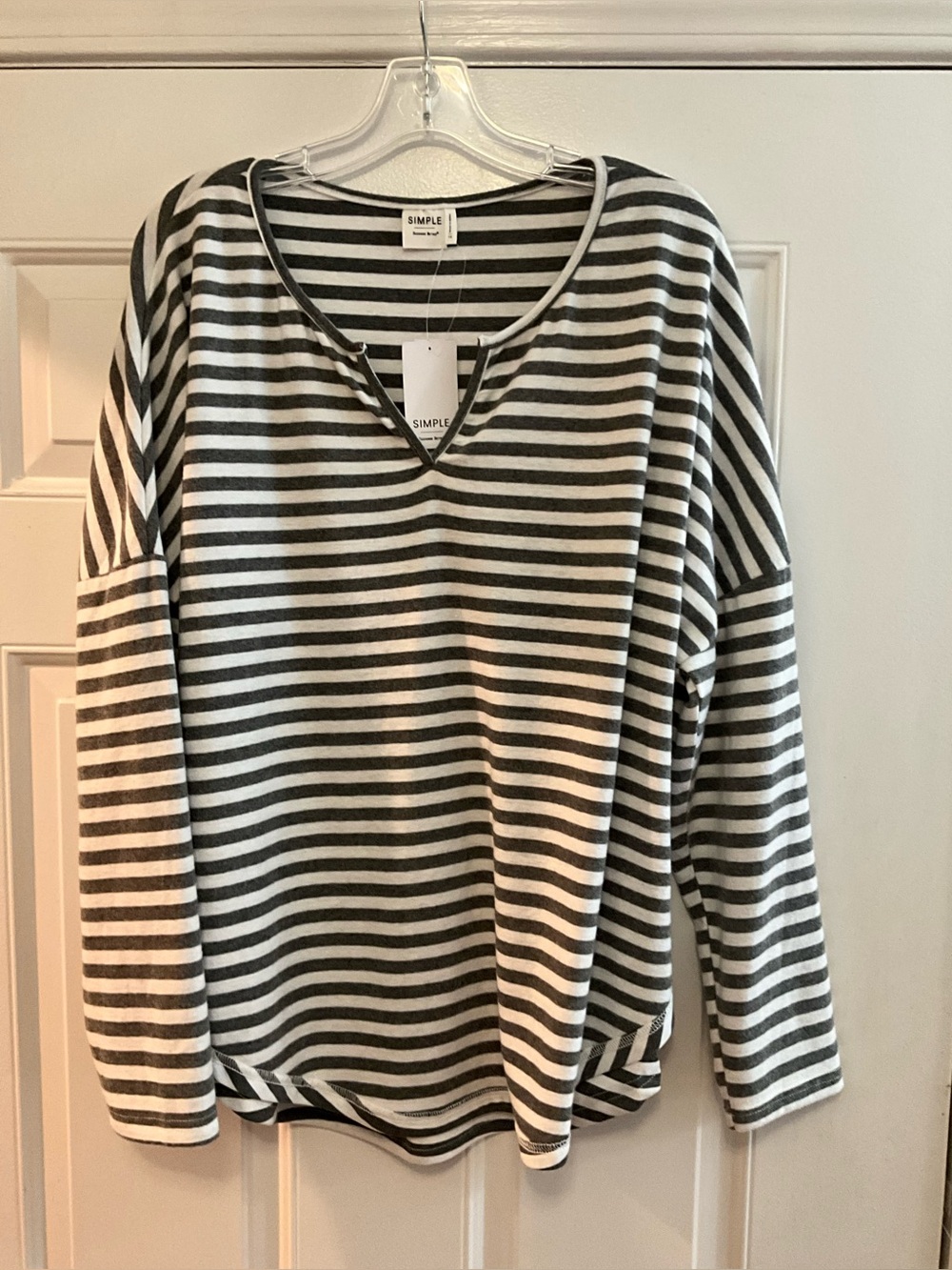 NWT ~ SIMPLE by Suzanne Betro Woman’s Top ~ Sz. 1X